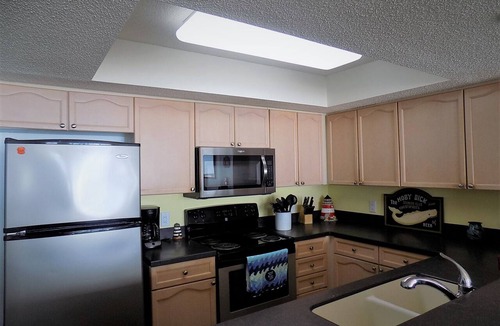 Folly Beach Condo | Beachfront! Charleston Oceanfront Villa 2Poosl Beachfront Covered deck Elevator
