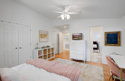 Old Village House | Beautiful Coastal House (4Bdrm/3Bath) in the Old Village! Close to everything!