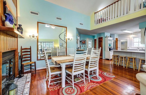 Oak Grove House | Beautiful Dog-Friendly Home w/Wonderful Golf Course Views, Free WiFi, & A/C