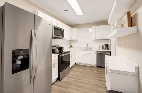 Memphis House | Beautiful home minutes to Downtown and Midtown!
