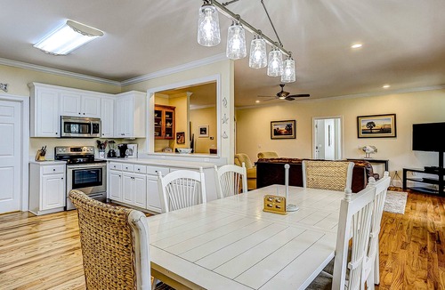 Ocean Ridge House | Beautiful home near the beach with beach access, central AC, & washer/dryer