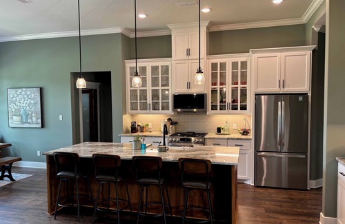Hot Springs Village House | Beautiful New 4-bedroom home on Granada Golf Course in Hot Springs Village.