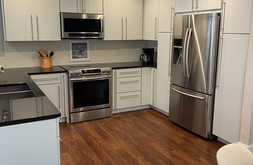 North Forest Beach House | Best location - 3 minute walk to semi-private beach! Heated pool. Dog Friendly.