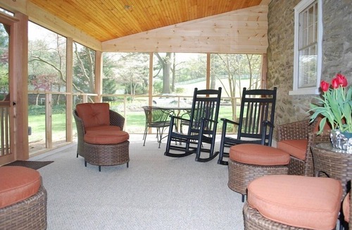 Refton House | BIG summer discount July 24-31 +FREE night. Private serene and a refreshing pool