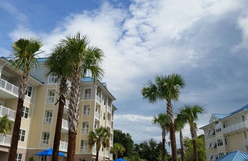 Palmetto Dunes Condo | Bluewater Resort and Marina. Key West Style One Bedroom! Reserve now!