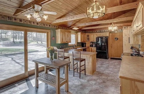 Brainerd House | Brainerd Waterfront Lake Retreat Sleeps 20+ Hot Tub, Sand Beach, Great Fish