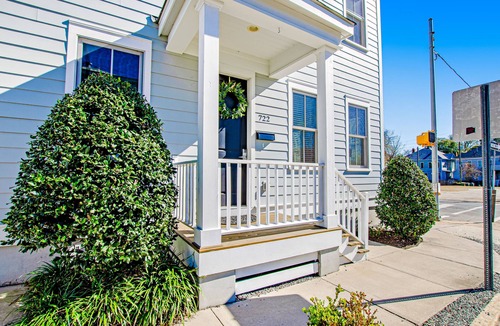Historic Downtown Savannah House | Bright & beautiful home with a darling patio, WiFi, central A/C, & gas grill