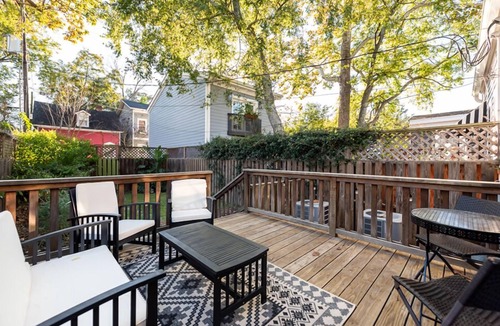 Historic Downtown Savannah House | Bright Bohemian Home w/Parking + Deck Near Forsyth Park by Lucky Savannah
