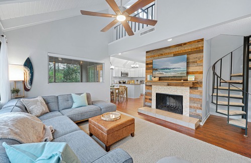 Night Heron House | Bright, Secluded Family Home w/Bikes, Complex Pool