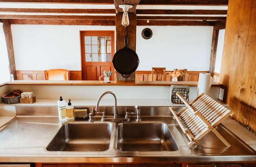 Post Mills House | Bucolic Vermont Dreamland & Homestead