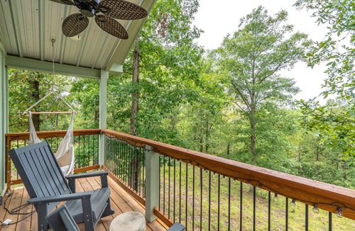 Rockwell Cabin | Cabin #5 @ Rock Creek Cabins! King Bed, Great Porch, Nice Views, Pet Friendly!