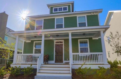North Charleston House | Celtic Green