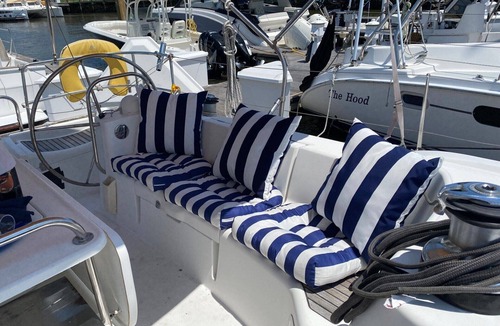 Kiawah Island Boat Rental | CHARLESTON, SC n2 HR SAILNG CHARTER nVela Via 45' yacht, See Charleston by water