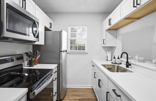 Dentsville Apartment | Charming 2-bedroom apartment with WiFi, AC in superb Columbia