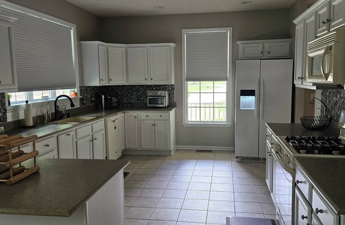 Eutawville House | Charming 3-bedroom house with AC, WiFi in fantastic Eutawville