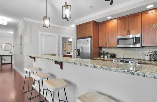 Old West Broad Neighborhood House | Charming Historic District 3BDR w/French Doors | The Juliette #303 by AvantStay