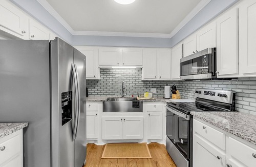 North Charleston House | Charming Home w/Patio | Near Downtown CHS