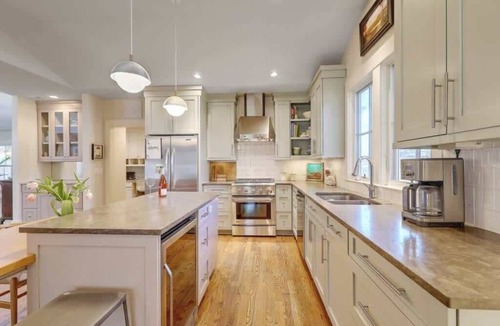 Charleston House | Charming Mt Pleasant Getaway with Pool