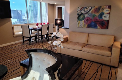 Winchester Condo | Chic 1-bedroom condo in cool Las Vegas with fitness room, AC
