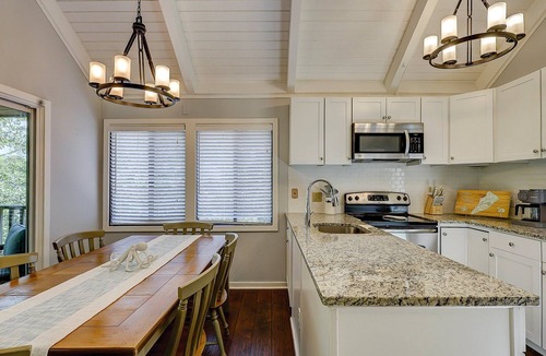 Night Heron House | Coastal Comfort at 66 Night Heron – Steps to Beach in Sea Pines - Dog Friendly