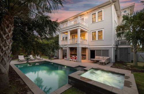 Isle of Palms House | Coastal Manor~ 6 bdrm, across from ocean, Ocean Views!, Private Pool and Hot Tub, Elevator!