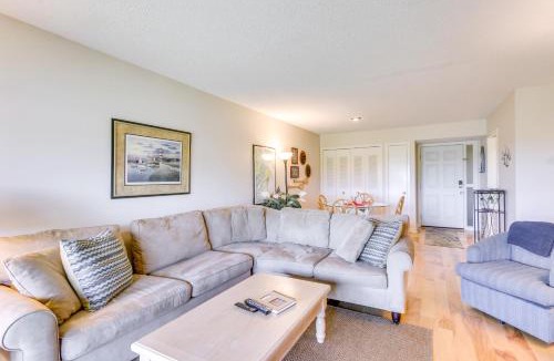South Beach House | Coastal Sea Pines Escape: Walk to Beach!