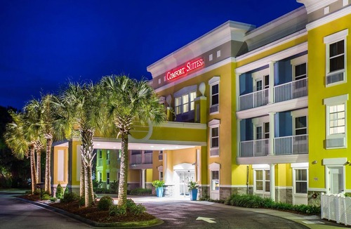 Mount Pleasant Hotel | Comfort Suites at Isle Of Palms Connector