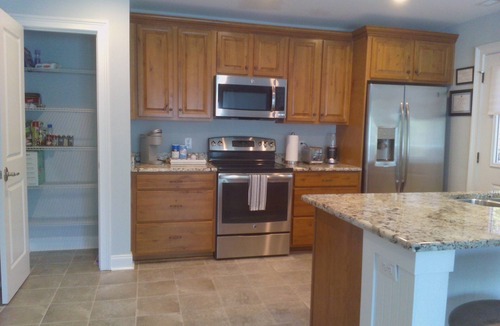 Mount Pleasant Apartment | Completely furnished/private 1-bedroom guest house near beaches and downtown!