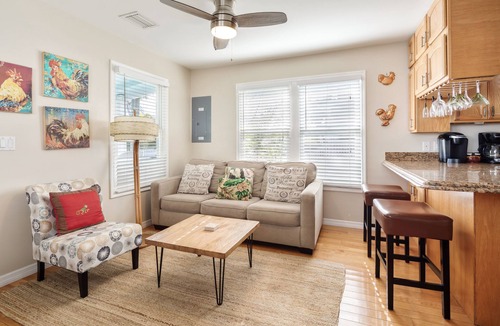 Old Town Cottage | ~ COPA CABANA ~ Classic Key West cottage just a stone’s throw from the water.