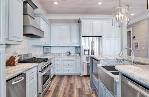 Orange Beach House | Cottages of Romar 11 | Guest Favorite! Room for everyone!