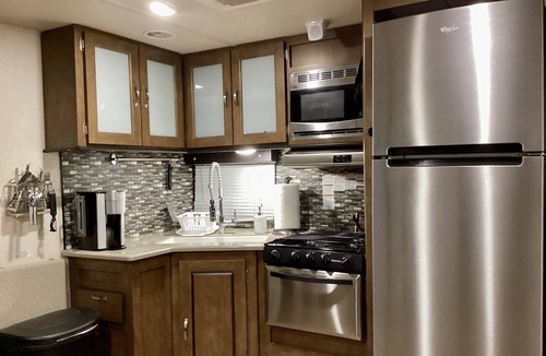 Ladson House | Country camping feel in the middle of Charleston Metro Area