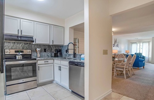 Hilton Head Island House | Courtside 53 - Recently Renovated 2 Story Townhouse in Forest Beach