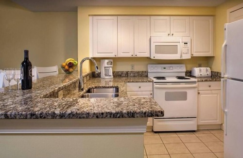 The Cottages Condo | Cozy 2-bedroom condo in beautiful Hilton Head Island Near Beach