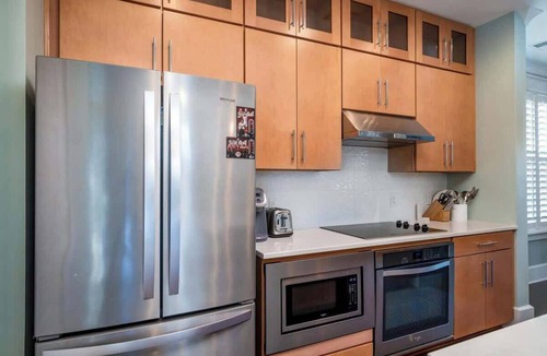 Old Village House | Cozy 3 Bedroom Home Near Sullivans Island
