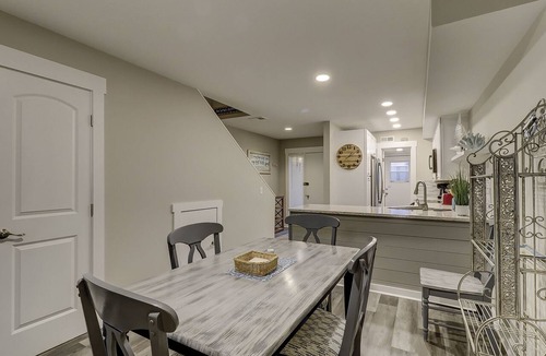 North Forest Beach Condo | Cozy Retreat! Short Walk to Coligny Plaza and the Beach!