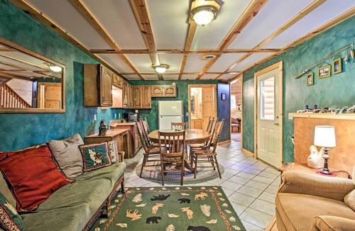 Garrison Cottage | Cozy Retreat w/Fire Pit < 1 Mi to Mille Lacs Lake