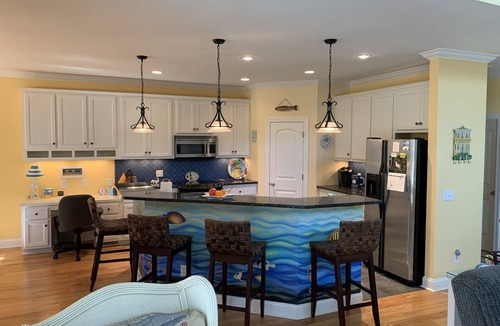 Saint Helena Island House | CUSTOM HOME 3 BED/3.5 BATH ON OCEAN PT GOLF COURSE AMENITY CARDS AVAILABLE