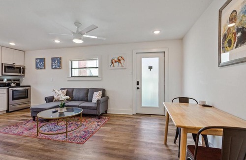 South 7th Ward Apartment | Cute 1bed 1bath 4 blocks from French Q and steps to Jazz & music venues
