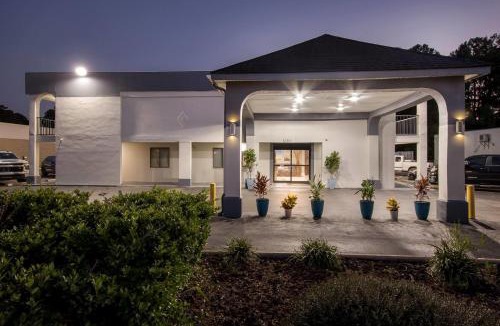 Goose Creek Hotel | Days Inn by Wyndham Goose Creek