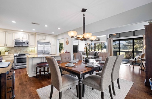 Palmetto Dunes Villa | Daze Off! Stunning end unit villa with two bedrooms and loft. Two King Beds!