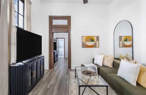 Mid-City House | Delightful Canal Street Family Homes in Mid-City