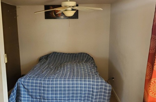 North Charleston Apartment | Detached Studio w/house accommodations - 9 min from airport/15 min from downtown