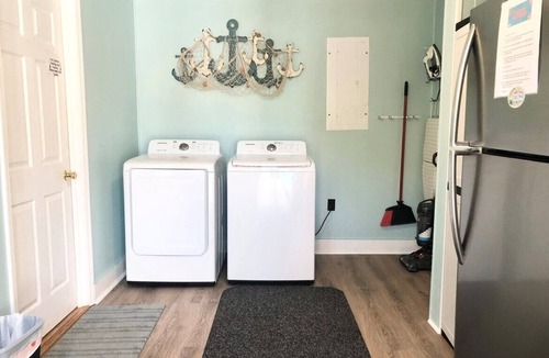 Folly Beach House | Discounted Rates for August 2026. Only 200 steps to the ocean.