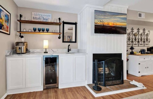 Ocean Ridge Condo | Dog friendly 1st floor King bd in Ocean Ridge