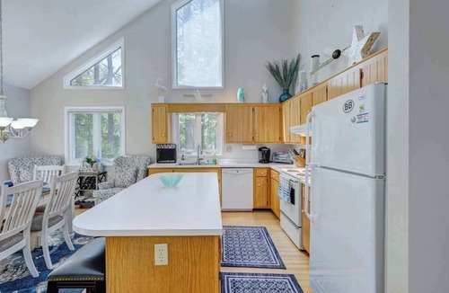 Sandpiper Pines House | Dog-friendly home close to the beach w/balcony, fireplace, grill, AC