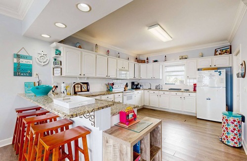 Edisto Island House | Dog-Friendly House Across the Street From Beach w/Private Pool, WiFi, AC, Patio