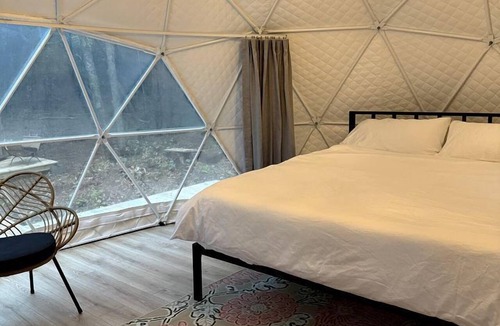 Ruffin RV Rental | Dome Tent Retreat with Private Wood-Fired Hot Tub in Branchville, South Carolina