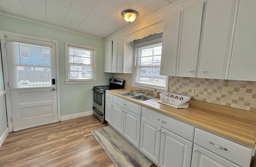 Ocean City House | Downtown 10th Street The Reef Apartments - Short Walk To Beach/Boardwalk