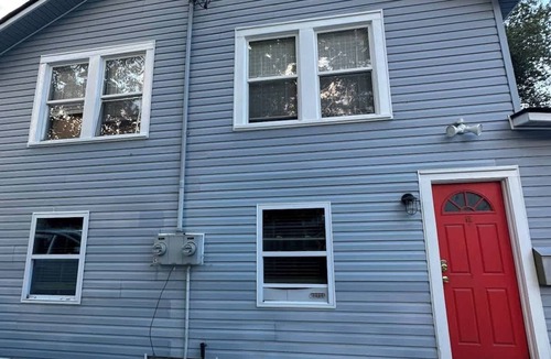 North-Central Apartment | Downtown Charleston Grove C