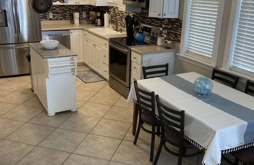 Port Royal Villa | Downtown Port Royal/min to Sands Beach/Parris Island and Historic Beaufort